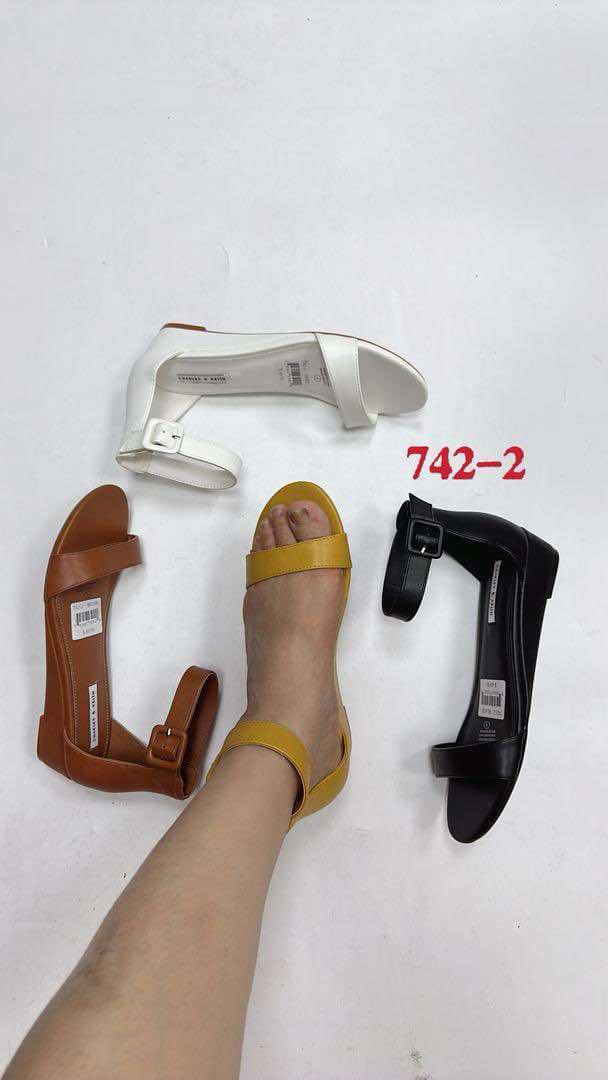 2e516fe5-c0b8-4509-9936-ca364a32064d 2e516fe5-c0b8-4509-9936-ca364a32064d